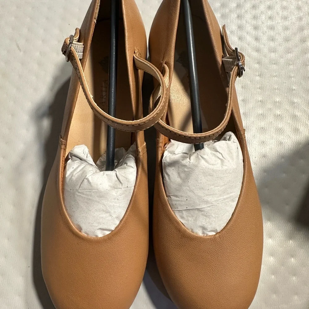 Mariia Tan Mariia Soft Leather Mary Jane Tap Shoes Size 1 1/2W NEW NIB